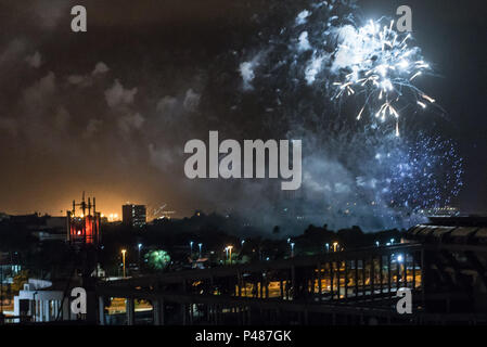 RIO DE JANEIRO/RJ, Brésil - 01/03/2015 - ANIVERSARIO RIO DE JANEIRO. Queima de fogos durante Aniversario Rio 450 anos visto do Bairro do Maracana. Foto : Celso Pupo / Fotoarena Banque D'Images