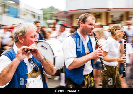 Oktoberfest 2012 Desfile Oficial da na Rua XV de Novembro. SC/Blumenau, Brésil - 20/10/2012. Foto : Ricardo Ribas / Fotoarena Banque D'Images