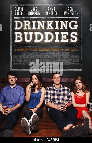 Titre original : DRINKING BUDDIES. Titre en anglais : DRINKING BUDDIES. Film Réalisateur : JOE SWANBERG. Année : 2013. Credit : BRÛLER PLUS TARD PRODUCTIONS / Album Banque D'Images