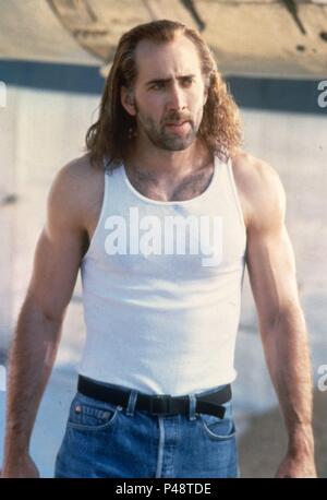 Titre original : CON AIR. Titre en anglais : CON AIR. Directeur de film : SIMON WEST. Année : 1997. Stars : NICOLAS CAGE. Credit : Touchstone Pictures / Album Banque D'Images