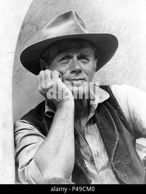 Titre original : la route de l'Ouest. Titre en anglais : la route de l'Ouest. Directeur de film : Andrew C. MCLAGLEN. Année : 1967. Stars : Richard Widmark. Credit : HAROLD HECHT / United Artists / Album Banque D'Images