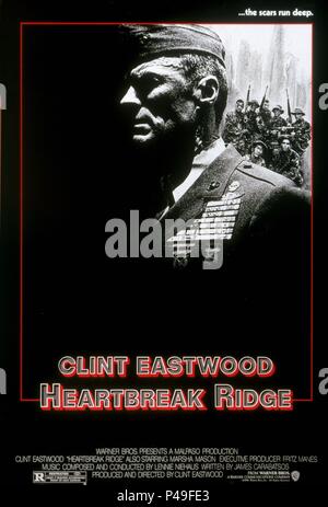 Titre original : Heartbreak Ridge. Titre en anglais : Heartbreak Ridge. Film Réalisateur : CLINT EASTWOOD. Année : 1986. Credit : MALPASO/Warner Brothers / Album Banque D'Images