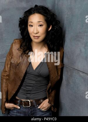 Titre original : Grey's anatomy. Titre en anglais : Grey's anatomy. Année : 2005. Stars : Sandra OH. Credit : Touchstone Television / Album Banque D'Images