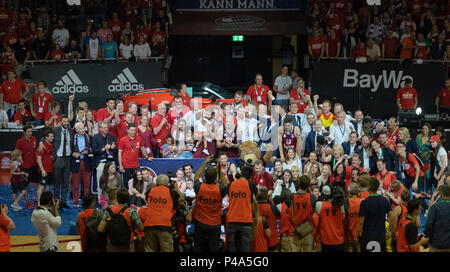 Munich, Allemagne. 16 Juin, 2018., le basket-ball, basket-ball Bayern Munich (FCB) - Alba Berlin (B), basket-ball, finale, BBL Bundesliga 5.Spiel, saison 2017-2018, le 16/06/2018 à Muenchen/AUDIDOME/Allemagne. Utilisation dans le monde entier | Credit : dpa/Alamy Live News Banque D'Images