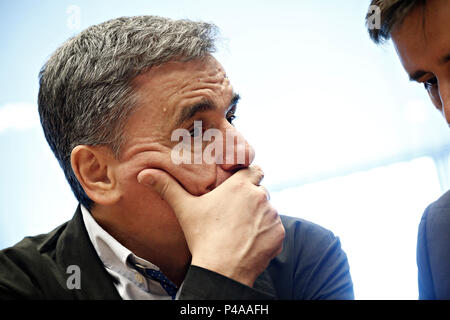 Luxembourg, Luxembourg. 21 juin 2018. Le ministre des Finances de la Grèce d'Euclid Tsakalotos réunion des ministres des finances de l'Eurogroupe au siège de l'UE au centre de conférence Kirchberg à Luxembourg le 21 juin 2018 Crédit : ALEXANDROS MICHAILIDIS/Alamy Live News Banque D'Images