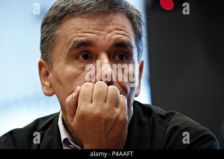 Luxembourg, Luxembourg. 21 juin 2018. Le ministre des Finances de la Grèce d'Euclid Tsakalotos réunion des ministres des finances de l'Eurogroupe au siège de l'UE au centre de conférence Kirchberg à Luxembourg le 21 juin 2018 Crédit : ALEXANDROS MICHAILIDIS/Alamy Live News Banque D'Images