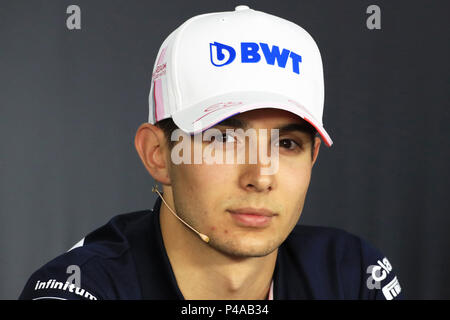 Circuit Paul Ricard, en France. 21 juin 2018, le Circuit Paul Ricard, Le Castellet, France ; Français Grand Prix de Formule 1, des pilotes et des arrivées ; conférence de presse Sahara Force India ; Esteban Ocon Credit : Action Plus Sport Images/Alamy Live News Banque D'Images