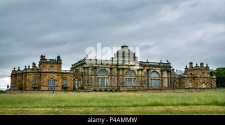 Gosford House, manoir néoclassique du XVIIIe siècle avec toit en dôme, Gosford Estate, East Lothian, Écosse, Royaume-Uni Banque D'Images