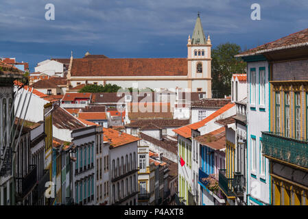 Le Portugal, Açores, l'île de Terceira, Angra do Heroismo, Santissimo Salvador da Se église cathédrale, extérieur Banque D'Images