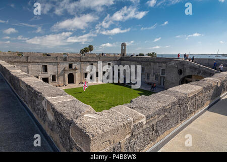 Saint Augustine, Floride - Castillo de San Marcos National Monument. L'Espagnol a construit le fort à la fin du xviie siècle. Il a par la suite occupé par Colo. Banque D'Images