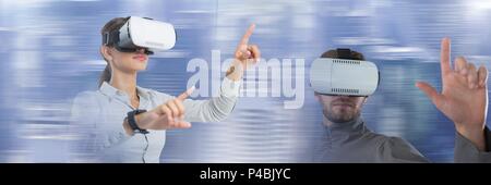 L'homme et la femme portant des lunettes casque de réalité virtuelle avec effet de mouvement de transition Banque D'Images