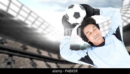 Gardien de soccer ball dans l'objectif d'épargne Banque D'Images