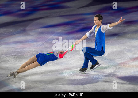 La PRK (Corée du Nord) deux patineurs Tae Ok Ryom et Ju Sik Kim effectuer au Gala de patinage artistique à l'exposition Jeux Olympiques d'PyeongCha Banque D'Images