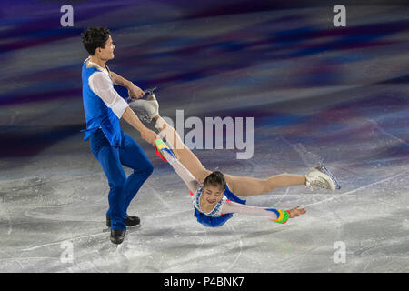 La PRK (Corée du Nord) deux patineurs Tae Ok Ryom et Ju Sik Kim effectuer au Gala de patinage artistique à l'exposition Jeux Olympiques d'PyeongCha Banque D'Images