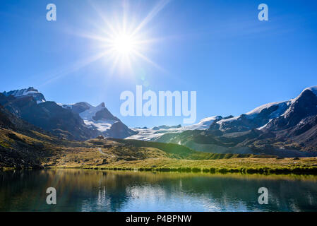 - Beau lac Stellisee au Matterhorn - Zermatt, Suisse Banque D'Images