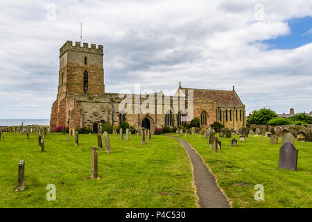 L'église paroissiale de Saint Aidan, Bamburgh, dans le Northumberland. En 2018. Banque D'Images