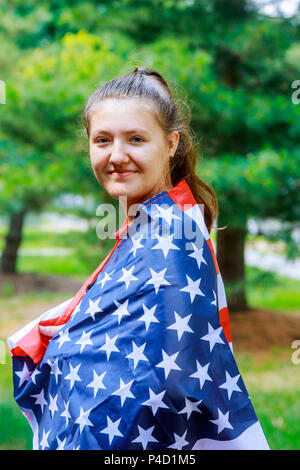 Girl dressed in USA flag méconnaissable patriote américain, événement national celebration, fierté, usa concept citoyen Banque D'Images