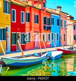 Maisons colorées de Burano, Venise, Italie Banque D'Images