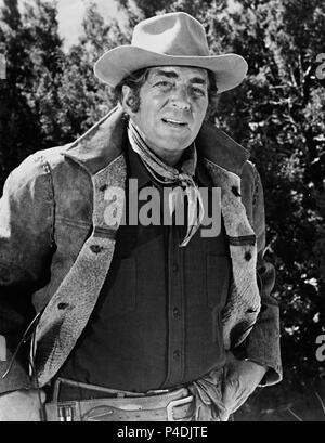 Titre original : Showdown. Titre en anglais : Showdown. Directeur de film : GEORGE SEATON. Année : 1973. Stars : DEAN MARTIN. Credit : UNIVERSAL PICTURES / Album Banque D'Images
