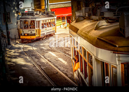 Europa, Portugal, Lisboa, Transports, Tram, Trambahn, Straßenbahn Banque D'Images