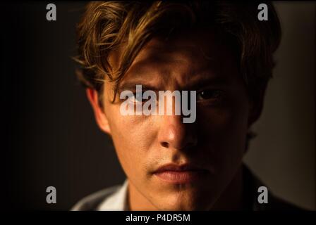 Titre original : ADORE. Titre en anglais : ADORE. Film Réalisateur : Anne Fontaine. Année : 2013. Stars : JAMES FRECHEVILLE. Credit : GAUMONT / Album Banque D'Images