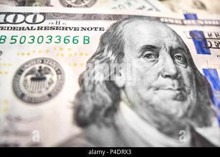 Macro de près de l'US 100 dollars. Macro extrême. Shallow Banque D'Images