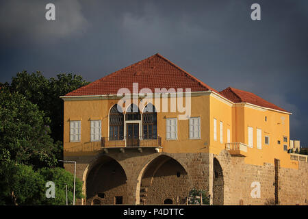 Une maison traditionnelle rustique dans la ville de Batroun, au Liban. Banque D'Images