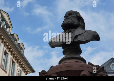 Stoltze-Brunnen, Stoltze Fontain, Hühnermarkt, Market Place, Dom-Römer-Projekt, Neue Frankfurter Altstadt, Old Town, Frankfurt am Main, Allemagne Banque D'Images