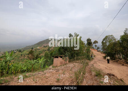 Le Rwanda, le lac Burera, entourant de Kidaho, paysage Banque D'Images