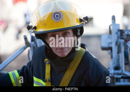 Titre original : CE DOIT ÊTRE L'ENDROIT. Titre en anglais : CECI DOIT ÊTRE L'ENDROIT. Film Réalisateur : Paolo SORRENTINO. Année : 2011. Stars : FRANCES MCDORMAND. Credit : INDIGO FILM / Album Banque D'Images