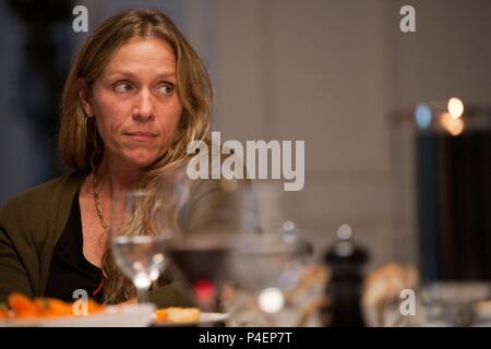 Titre original : CE DOIT ÊTRE L'ENDROIT. Titre en anglais : CECI DOIT ÊTRE L'ENDROIT. Film Réalisateur : Paolo SORRENTINO. Année : 2011. Stars : FRANCES MCDORMAND. Credit : INDIGO FILM / Album Banque D'Images