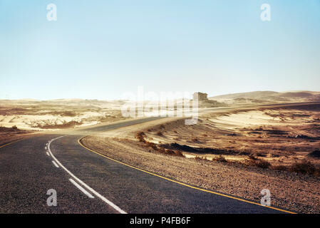 Tempête de sable au désert de Lonely Road dans le sud de la Namibie prise en Janvier 2018 Banque D'Images