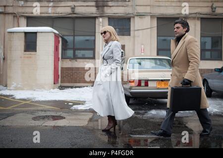 Titre original : A l'année la plus meurtrière. Titre anglais : A l'année la plus meurtrière. Directeur de film : J. C. CHANDOR. Année : 2014. Stars : OSCAR ISAAC ; Jessica Chastain. Credit : AVANT LA PORTE/PICT WASHINGTON SQUARE FILMS/FILMNATION ENT/ / Album Banque D'Images