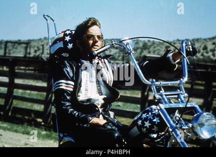 Titre original : EASY RIDER. Titre en anglais : EASY RIDER. Film Réalisateur : Dennis Hopper. Année : 1969. Stars : Peter Fonda. Credit : Columbia Pictures / Album Banque D'Images