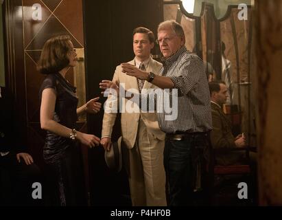 Titre original : ALLIED. Titre en anglais : ALLIED. Directeur : Robert Zemeckis Film ; Don Burgess. Année : 2016. Stars : Robert Zemeckis ; Marion COTILLARD ; BRAD PITT. Credit : GK FILMS/PARAMOUNT PICTURES / Album Banque D'Images