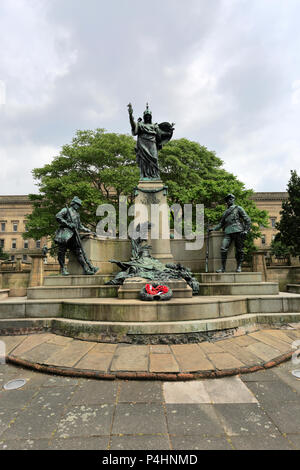 Mémorial à la King's Liverpool Regiment, St John's gardens, Liverpool, Angleterre, Royaume-Uni. Banque D'Images