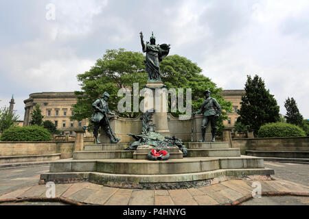 Mémorial à la King's Liverpool Regiment, St John's gardens, Liverpool, Angleterre, Royaume-Uni. Banque D'Images