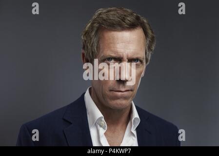 Titre original : LE RESPONSABLE DU SERVICE DE NUIT. Titre en anglais : LE RESPONSABLE DU SERVICE DE NUIT. Film Réalisateur : Susanne Bier. Année : 2016. Stars : Hugh Laurie. Credit : British Broadcasting Corporation (BBC) / Album Banque D'Images