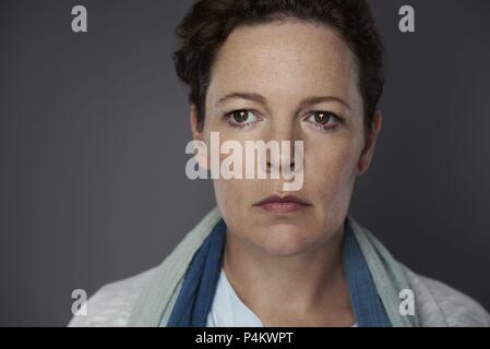 Titre original : LE RESPONSABLE DU SERVICE DE NUIT. Titre en anglais : LE RESPONSABLE DU SERVICE DE NUIT. Film Réalisateur : Susanne Bier. Année : 2016. Stars : Olivia Colman. Credit : British Broadcasting Corporation (BBC) / Album Banque D'Images