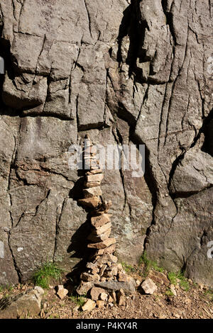 Torghatten cave situé dans la montagne, Brønnøysund, la Norvège. Banque D'Images