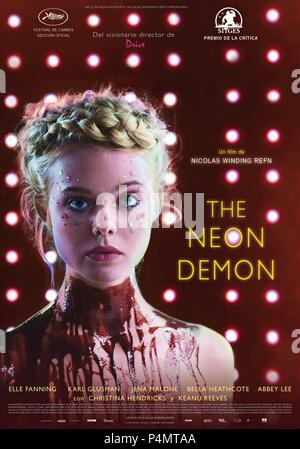 Film Original Titre : Le démon de néon. Titre en anglais : Le démon de néon. Directeur de film : Nicolas Winding Refn. Année : 2016. Credit : SPACE ROCKET NATION/DU VENDIEN ENTERTAINMENT/BOLD FILMS / Album Banque D'Images