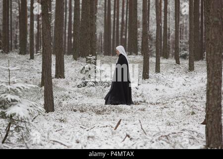 Film Original Titre : LES innocentes. Titre en anglais : LES innocentes. Film Réalisateur : Anne Fontaine. Année : 2016. Credit : MANDARIN FILMS/FILM/AÉROPLAN MARS FILMS/France 2 Cinéma/SCOP / Album Banque D'Images