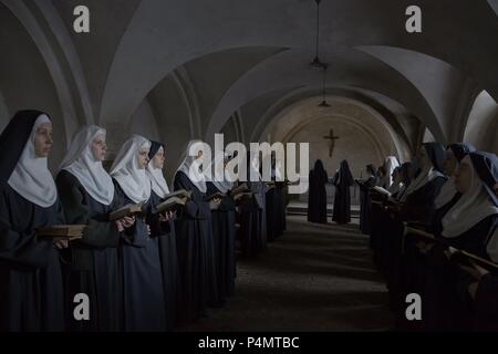 Film Original Titre : LES innocentes. Titre en anglais : LES innocentes. Film Réalisateur : Anne Fontaine. Année : 2016. Credit : MANDARIN FILMS/FILM/AÉROPLAN MARS FILMS/France 2 Cinéma/SCOP / Album Banque D'Images