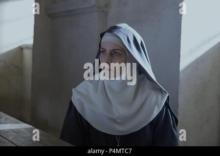 Film Original Titre : LES innocentes. Titre en anglais : LES innocentes. Film Réalisateur : Anne Fontaine. Année : 2016. Stars : AGATA KULESZA. Credit : MANDARIN FILMS/FILM/AÉROPLAN MARS FILMS/France 2 Cinéma/SCOP / Album Banque D'Images