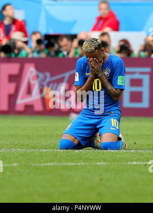 Saint Petersburg, Russie. 22 juin 2018. Neymar do Brasil pleure à la fin du match entre le Brésil et le Costa Rica pour la Coupe du monde 2018 organisée à Zenit Arena à Saint-Pétersbourg, en Russie. (Photo : Rodolfo Buhrer/La/Fotoarena Imagem) Crédit : Foto Arena LTDA/Alamy Live News Banque D'Images