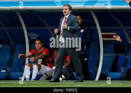 Saint Petersburg, Russie. 22 juin 2018. Costa Rica Manager Oscar Ramirez durant la Coupe du Monde 2018 Groupe E match entre le Brésil et le Costa Rica au Stade de Saint-Pétersbourg le 22 juin 2018 à Saint-Pétersbourg, en Russie. (Photo de Daniel Chesterton/phcimages.com) : PHC Crédit Images/Alamy Live News Banque D'Images