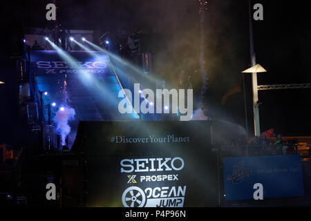 Kiel, Allemagne. 22 Juin, 2018. L'OCÉAN Jump Night Show avec du feu, de la musique et de laser au cours de la Kieler Woche 2018 © Björn Deutschmann/Alamy Live News Banque D'Images