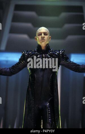 Titre original : Star Trek : Nemesis. Titre en anglais : Star Trek : Nemesis. Directeur de film : Stuart Baird. Année : 2002. Stars : TOM HARDY. Credit : PARAMOUNT PICTURES / Album Banque D'Images