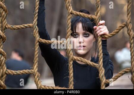 Titre original : la 5ème vague. Titre en anglais : la 5ème vague. Directeur de film : J BLAKESON. Année : 2016. Stars : MAIKA MONROE. Credit : COLUMBIA PICTURES/GK/FILMS/CAPITAL LSTAR FILMS/MATERI / Album Banque D'Images