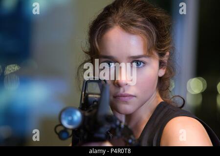 Titre original : TERMINATOR GENISYS. Titre en anglais : TERMINATOR GENISYS. Directeur de film : ALAN TAYLOR. Année : 2015. Stars : EMILIA CLARKE. Credit : PARAMOUNT PICTURES / Album Banque D'Images